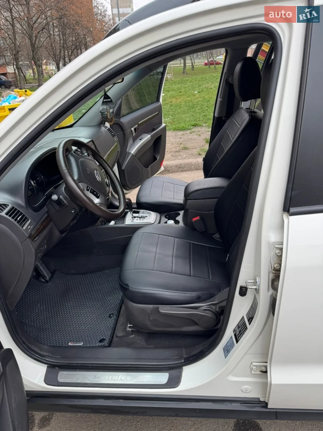 2011 Hyundai Santa Fe - мініатюра 2