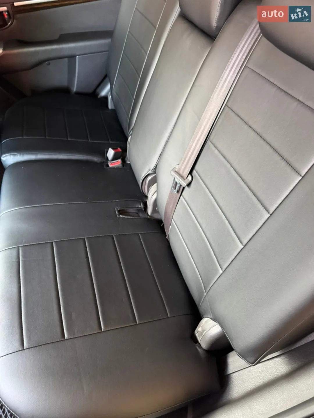 2011 Hyundai Santa Fe - мініатюра 8