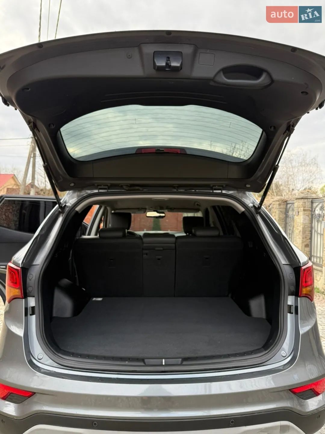 2017 Hyundai Santa Fe - мініатюра 23