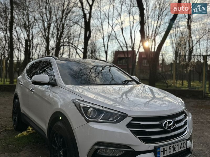 Позашляховик / Кросовер Hyundai Santa FE 2017 в Одесі
