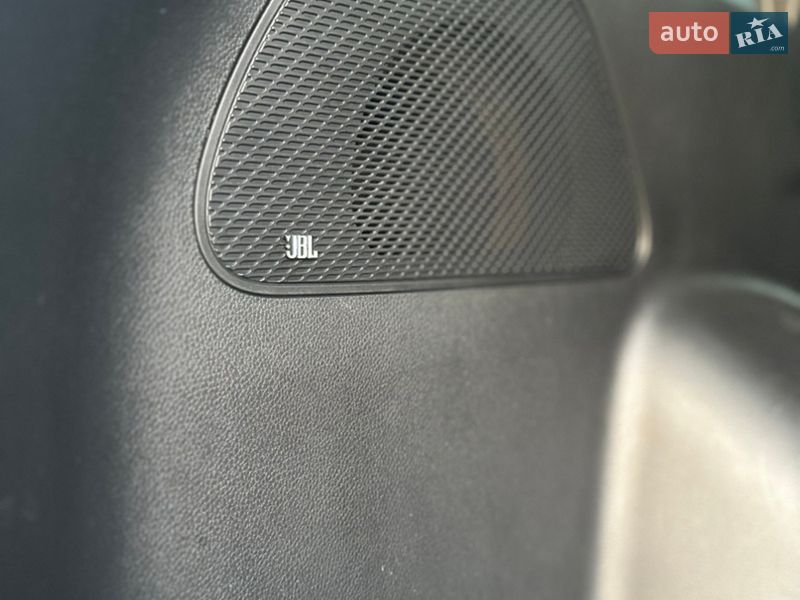 Позашляховик / Кросовер Hyundai Santa FE 2017 в Одесі