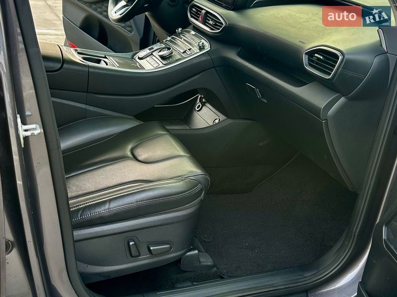 Внедорожник / Кроссовер Hyundai Santa FE 2020 в Киеве