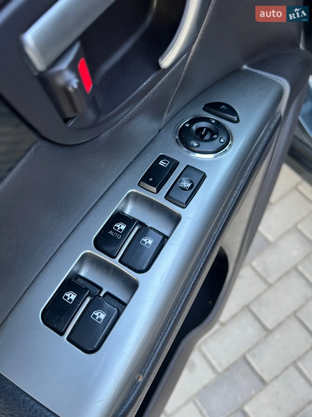 2011 Hyundai Santa Fe - мініатюра 23