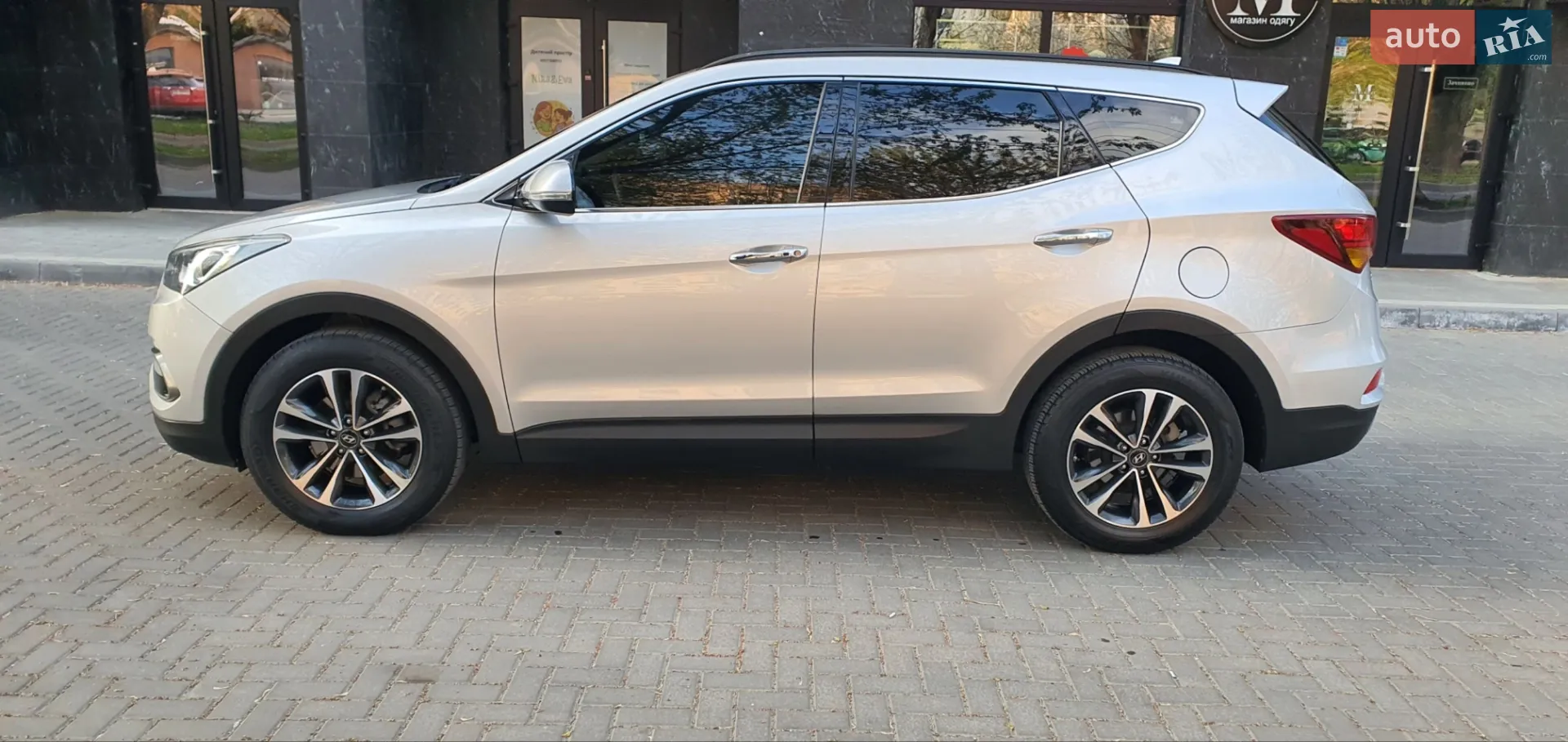 2016 Hyundai Santa Fe - мініатюра 2