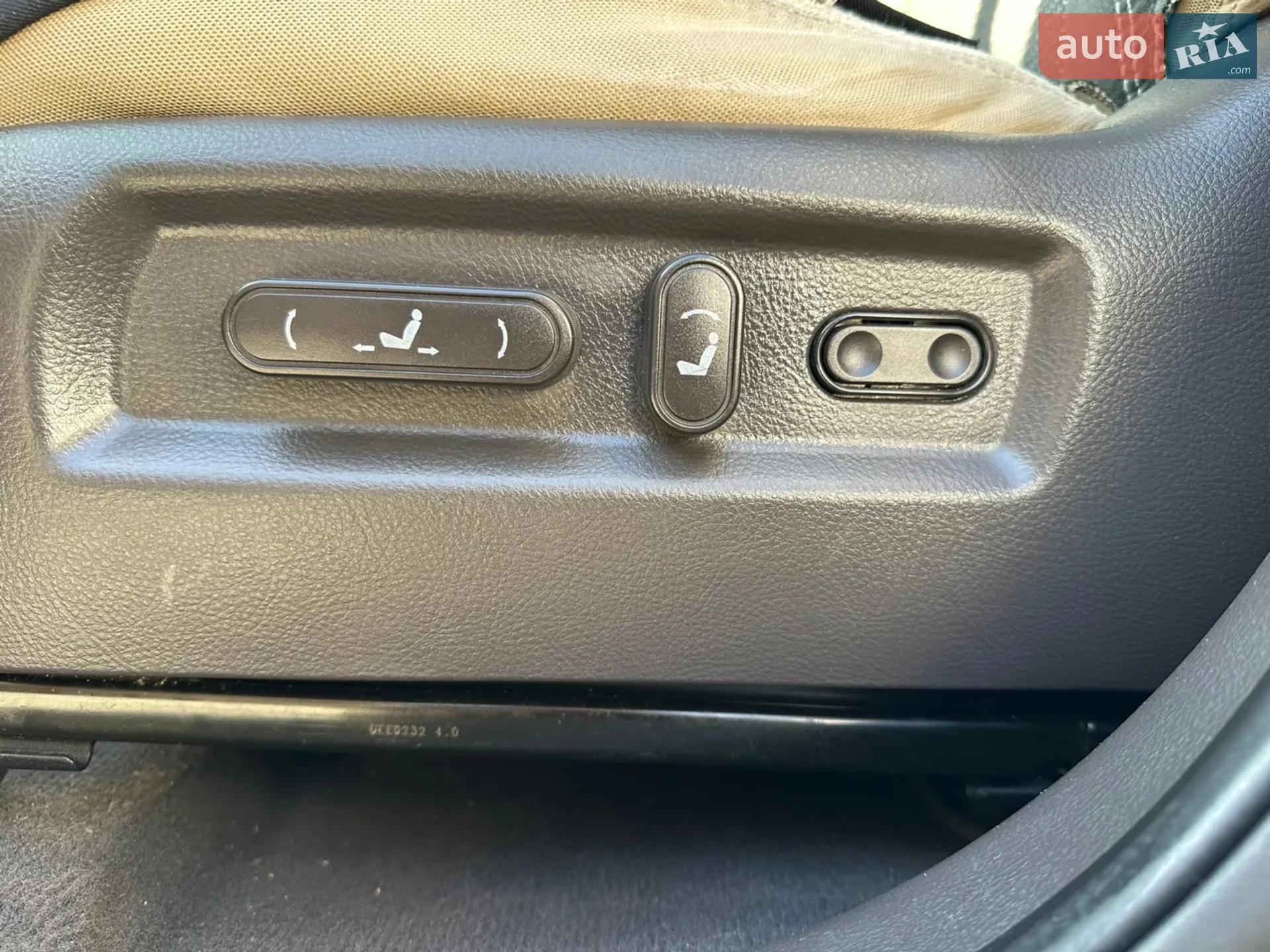2011 Hyundai Santa Fe - мініатюра 12
