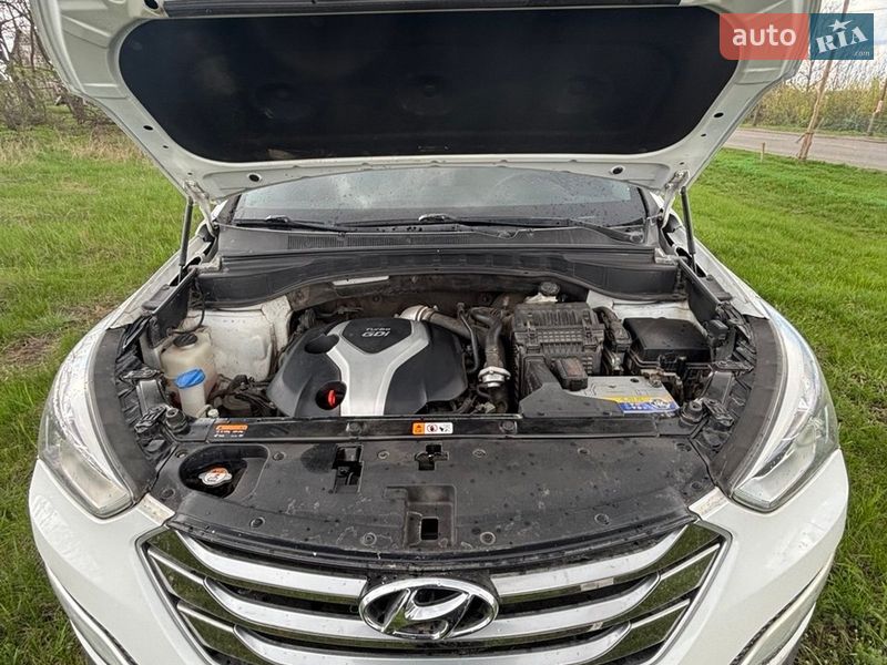 Внедорожник / Кроссовер Hyundai Santa FE 2014 в Краматорске