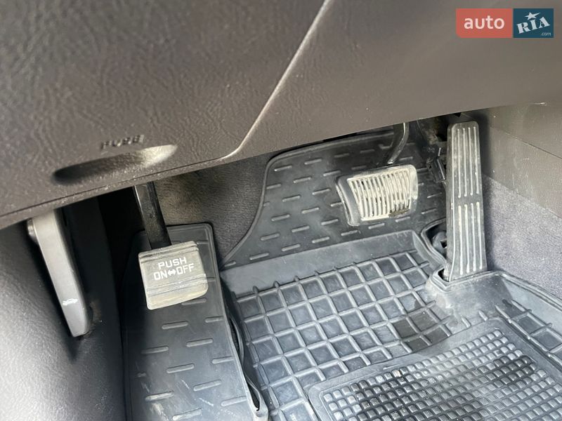 Внедорожник / Кроссовер Hyundai Santa FE 2010 в Хмельницком фото 16 Внедорожник / Кроссовер Hyundai Santa FE 2010 в Хмельницком