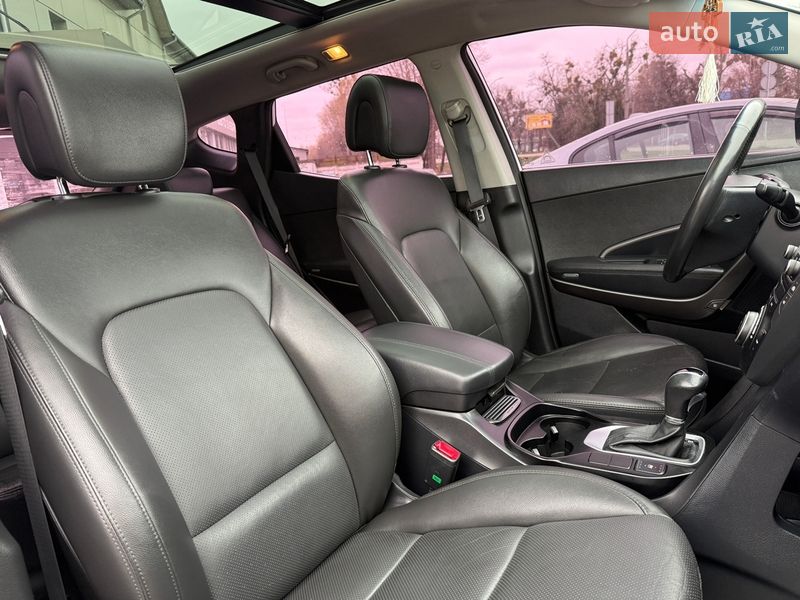 Внедорожник / Кроссовер Hyundai Santa FE 2016 в Житомире