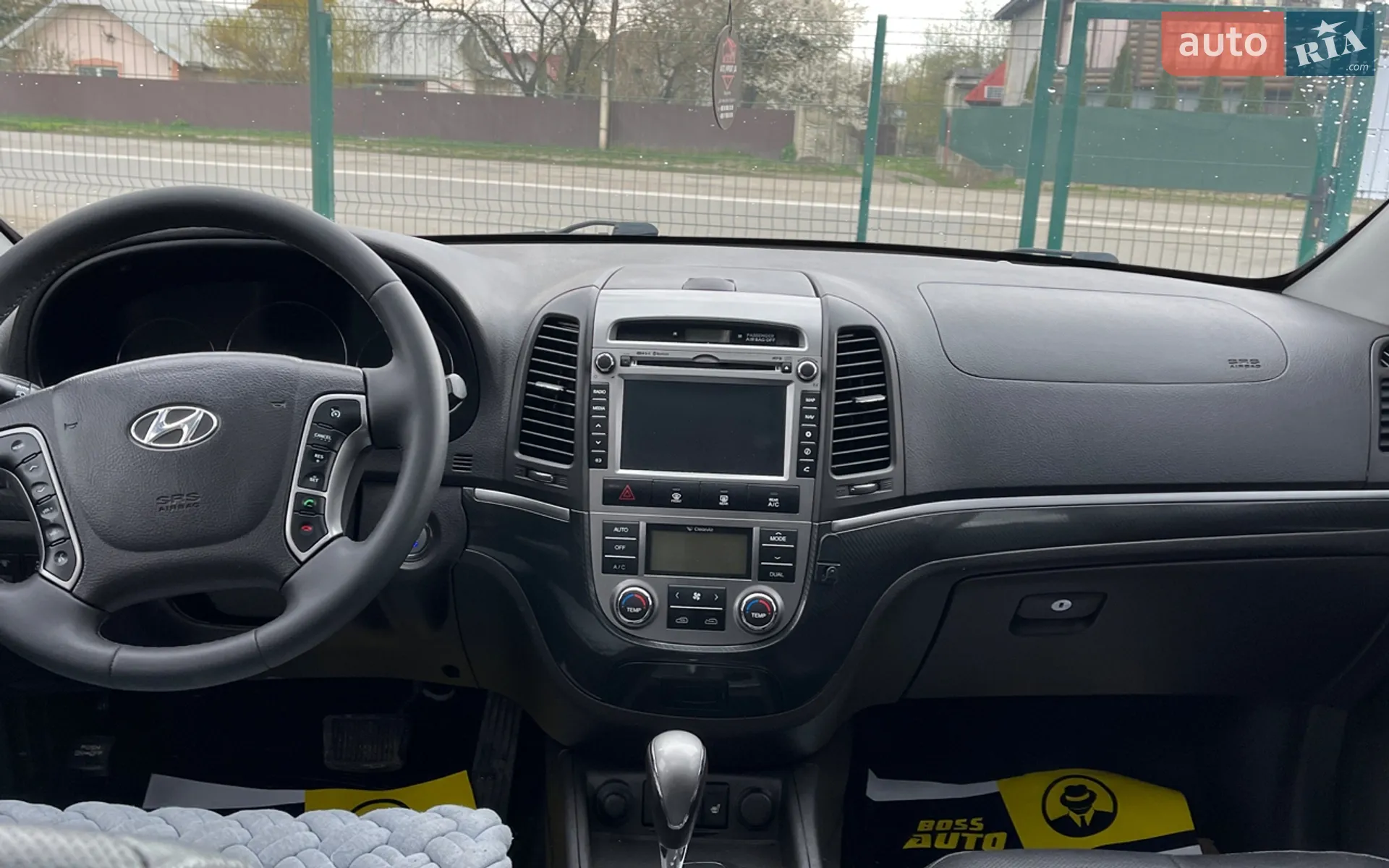 2011 Hyundai Santa Fe - мініатюра 11