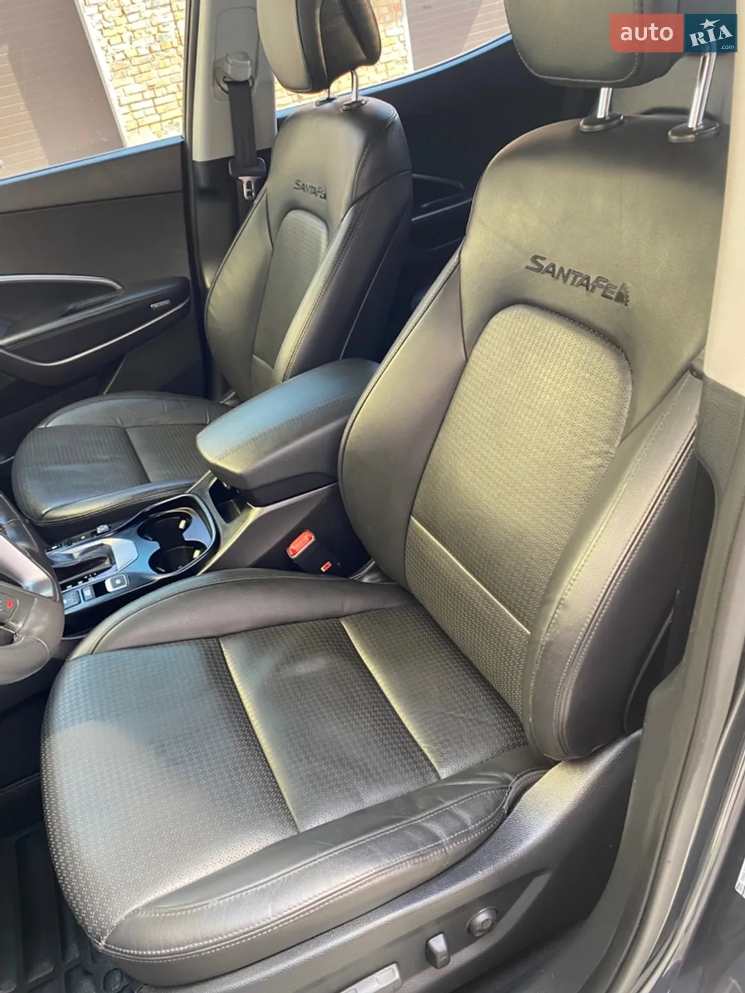 2012 Hyundai Santa Fe - мініатюра 23