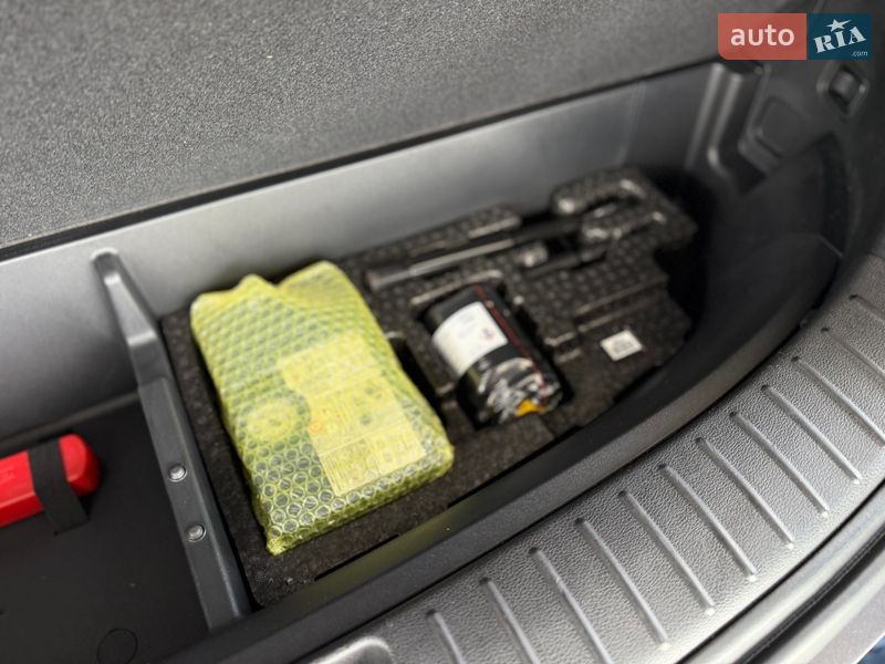 Внедорожник / Кроссовер Hyundai Santa FE 2018 в Днепре