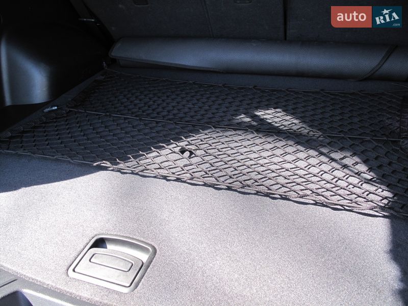 Внедорожник / Кроссовер Hyundai Santa FE 2016 в Киеве