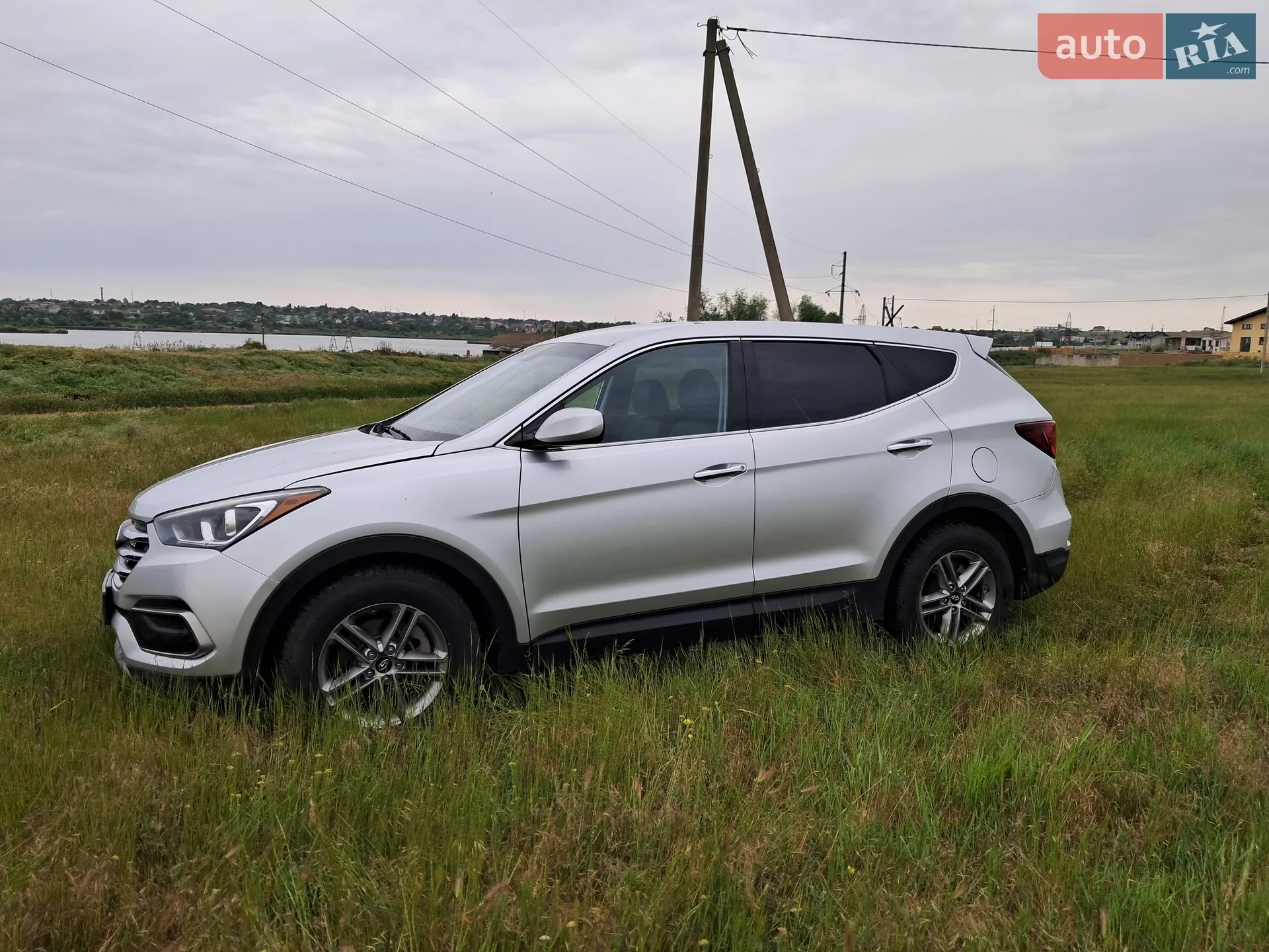 2017 Hyundai Santa Fe - мініатюра 2