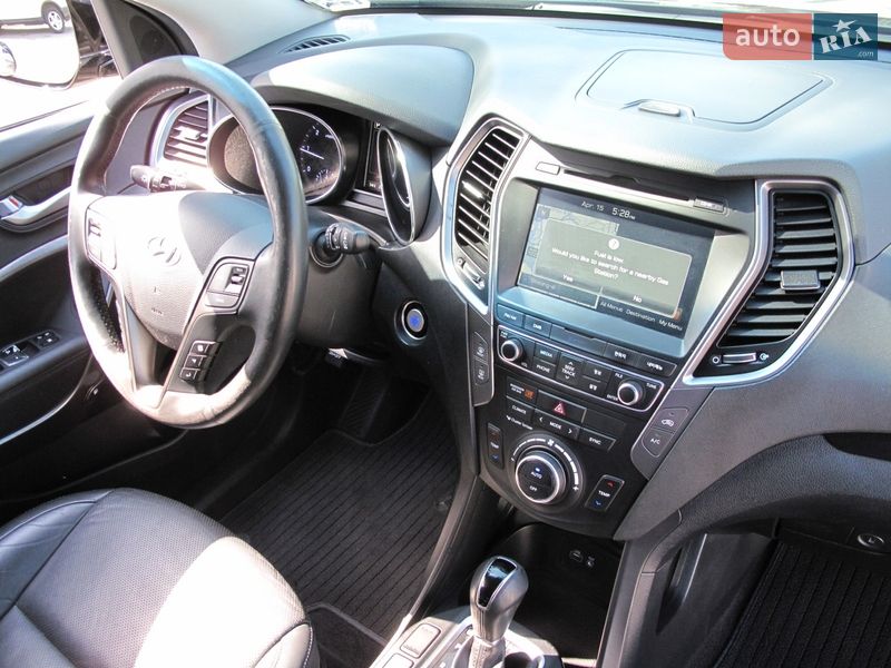 Внедорожник / Кроссовер Hyundai Santa FE 2016 в Киеве