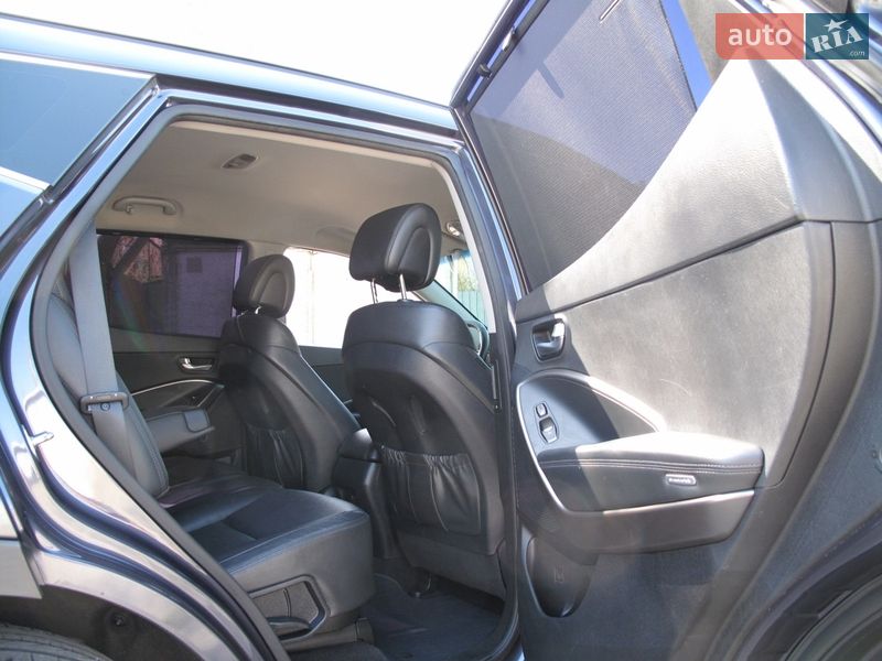 Внедорожник / Кроссовер Hyundai Santa FE 2016 в Киеве