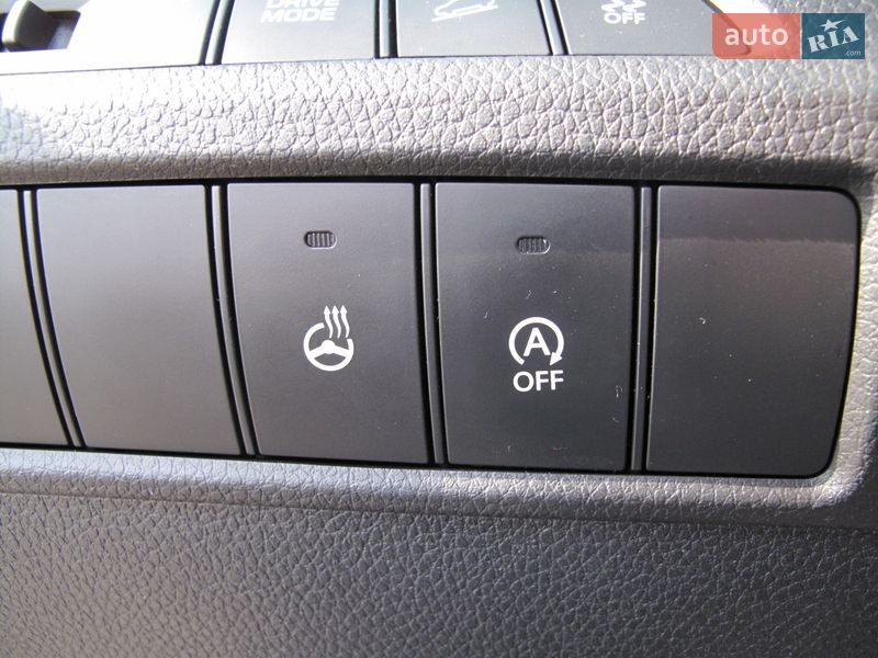 Внедорожник / Кроссовер Hyundai Santa FE 2016 в Киеве