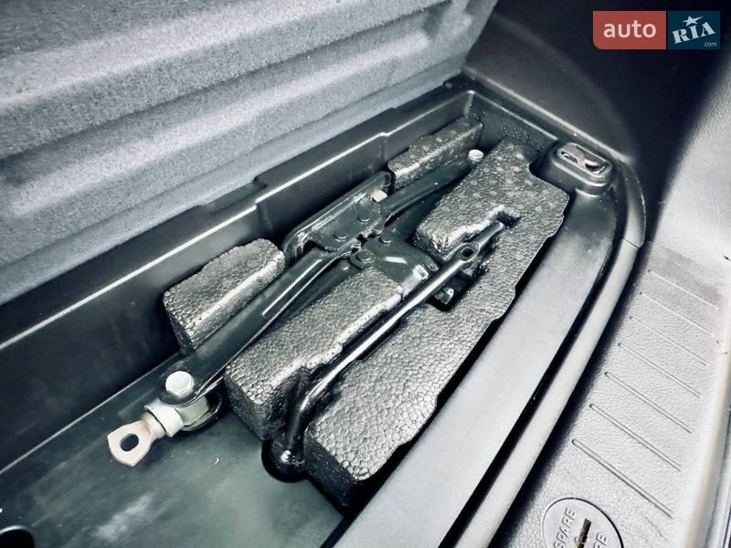 Позашляховик / Кросовер Hyundai Santa FE 2010 в Запоріжжі