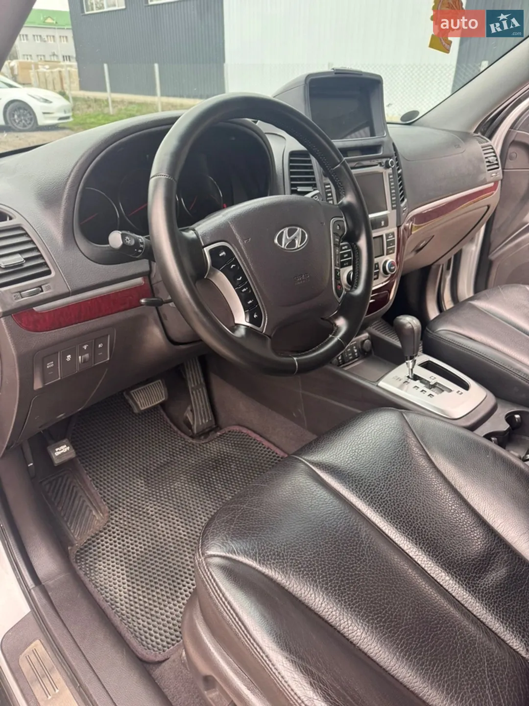 2011 Hyundai Santa Fe - мініатюра 8