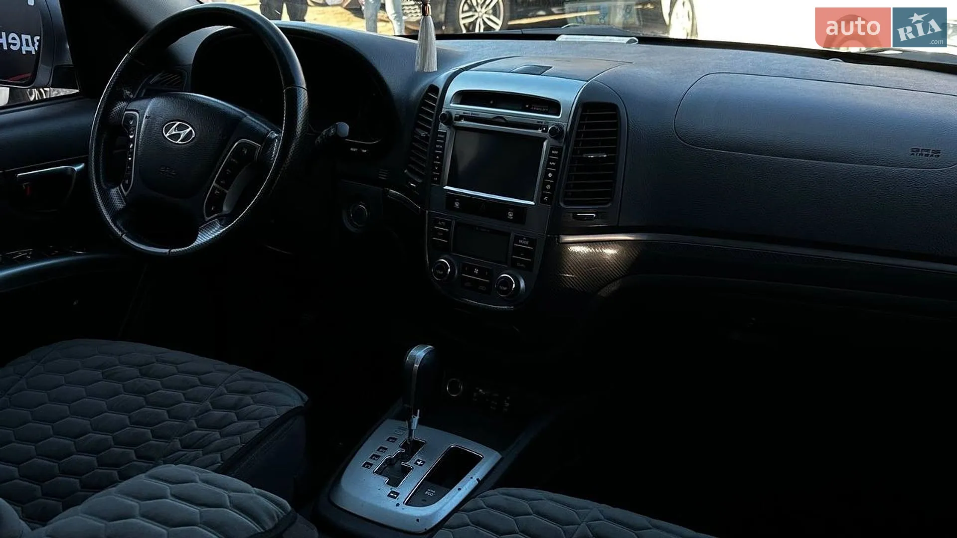 2011 Hyundai Santa Fe - мініатюра 13