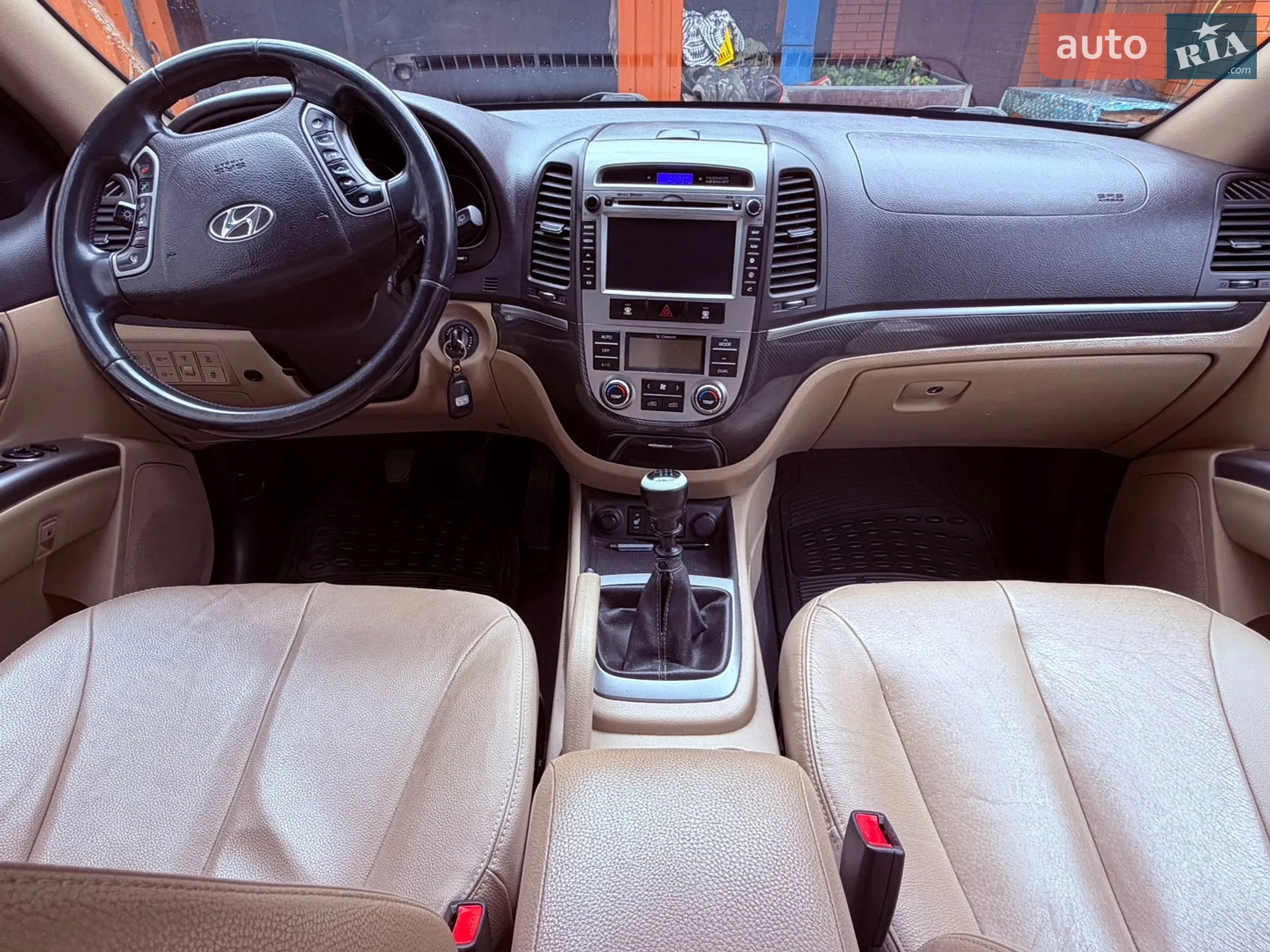 2011 Hyundai Santa Fe - мініатюра 13