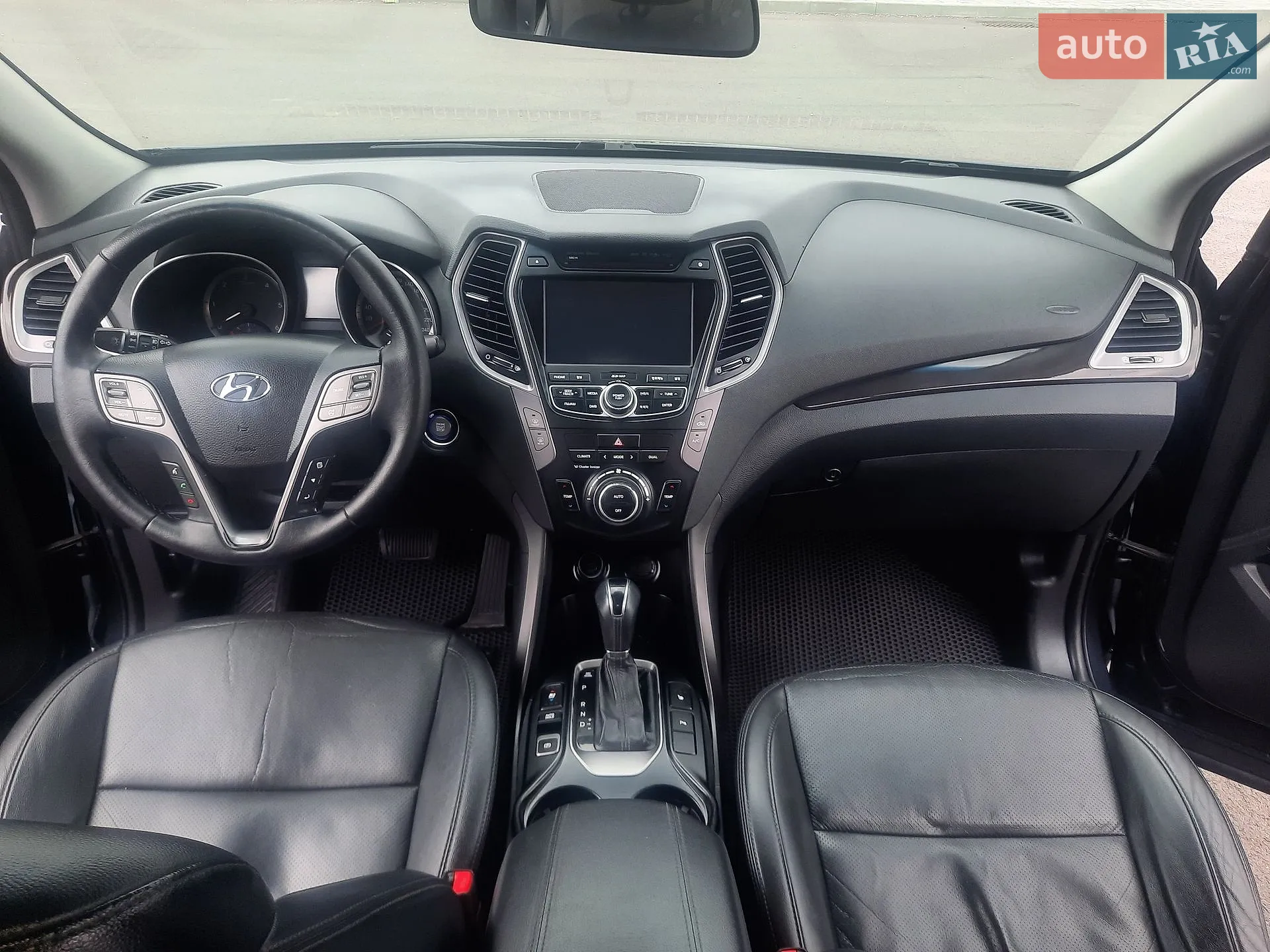 2012 Hyundai Santa Fe - мініатюра 16
