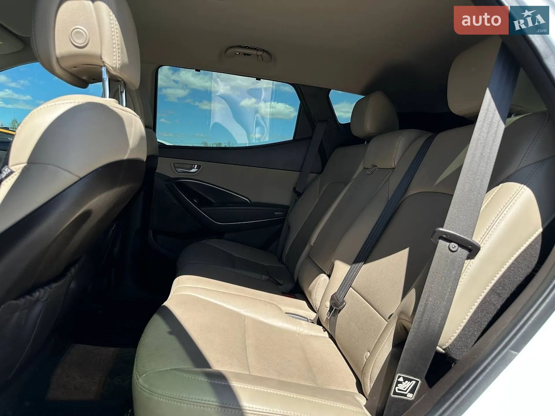 2016 Hyundai Santa Fe - мініатюра 20