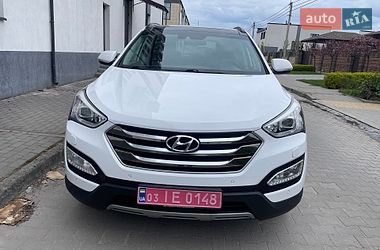 Внедорожник / Кроссовер Hyundai Santa FE 2016 в Ровно
