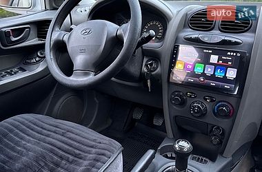 Позашляховик / Кросовер Hyundai Santa FE 2001 в Зміїві