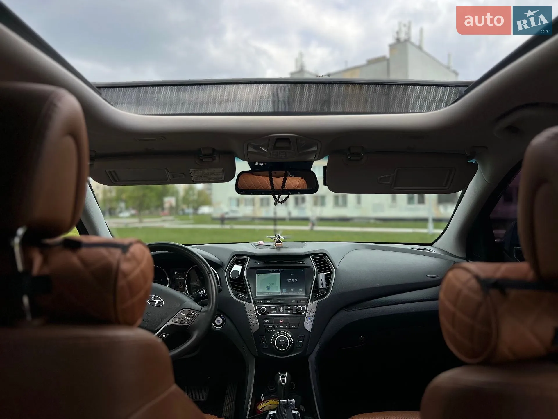 2015 Hyundai Santa Fe - мініатюра 29