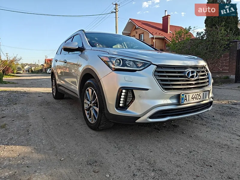 Hyundai Santa FE