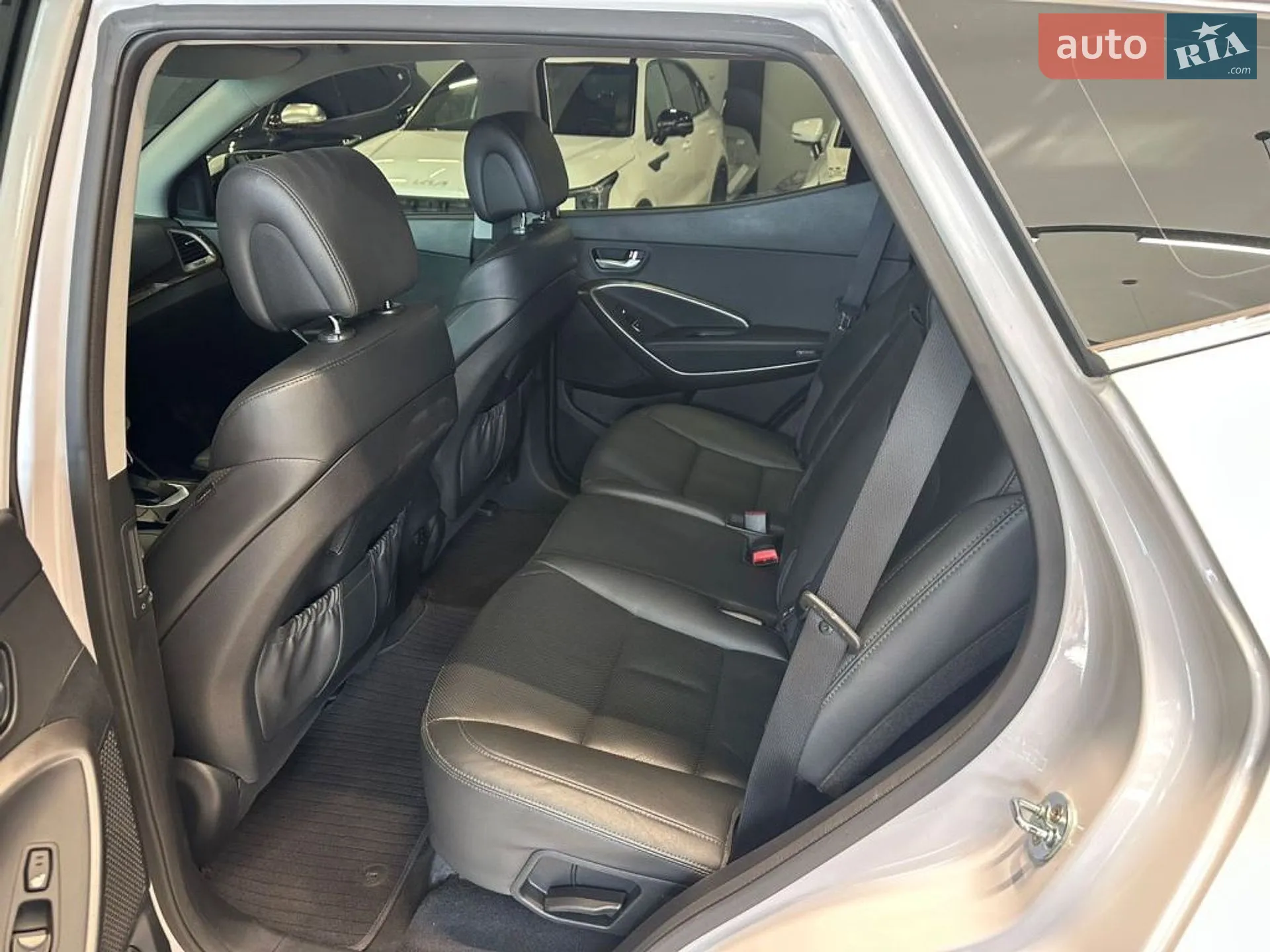 2016 Hyundai Santa Fe - мініатюра 18