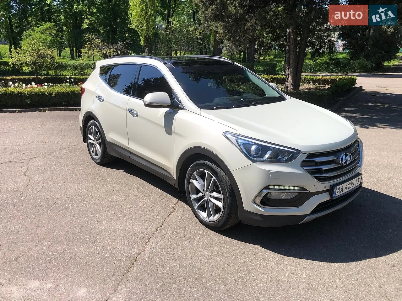 2017 Hyundai Santa Fe - мініатюра 19
