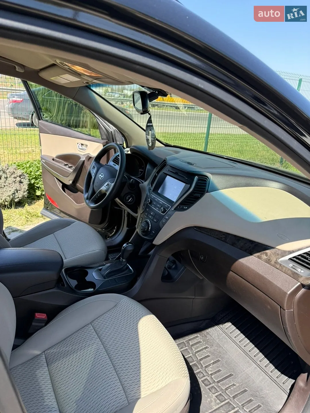 2016 Hyundai Santa Fe - мініатюра 26