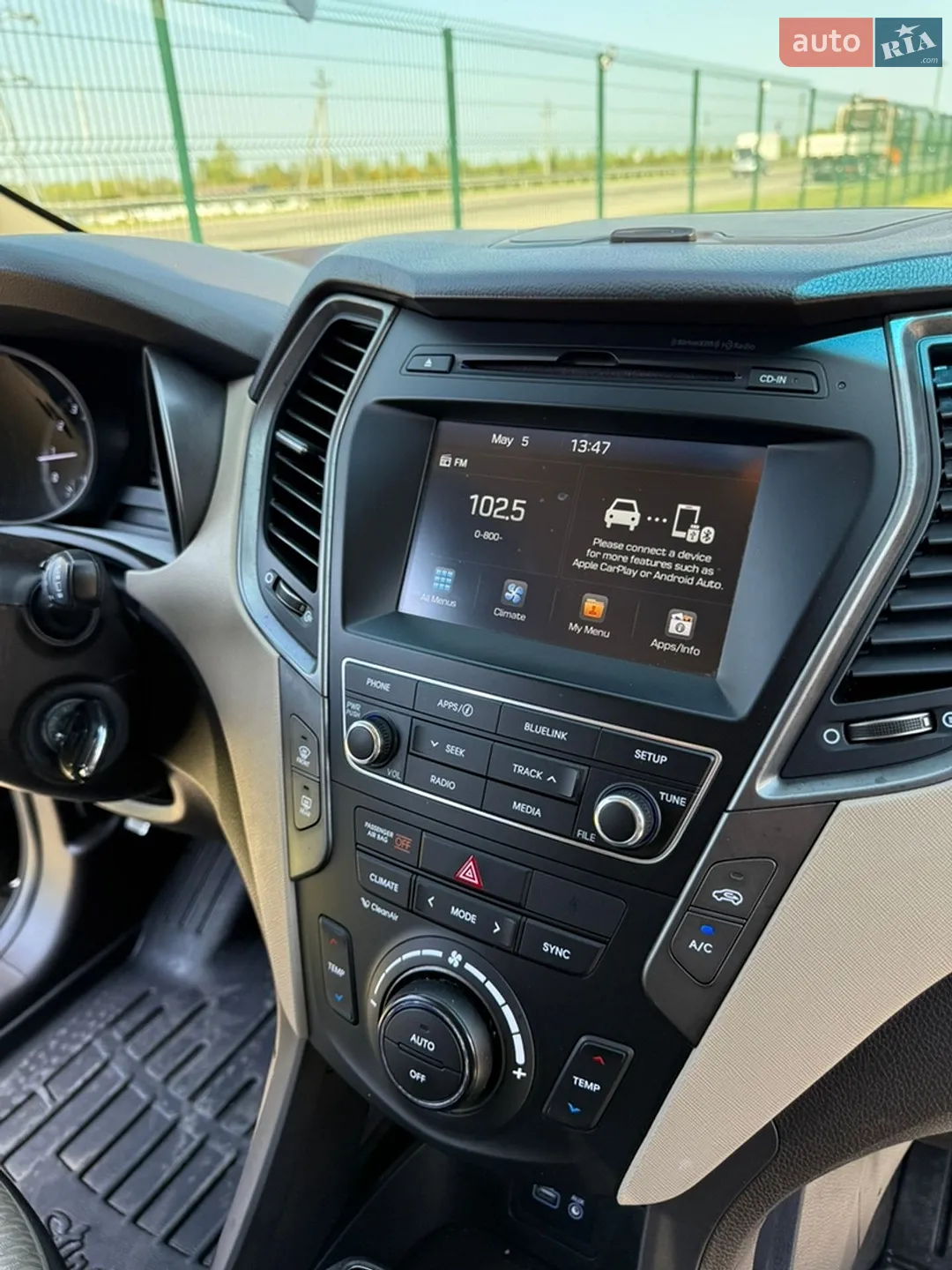 2016 Hyundai Santa Fe - мініатюра 28