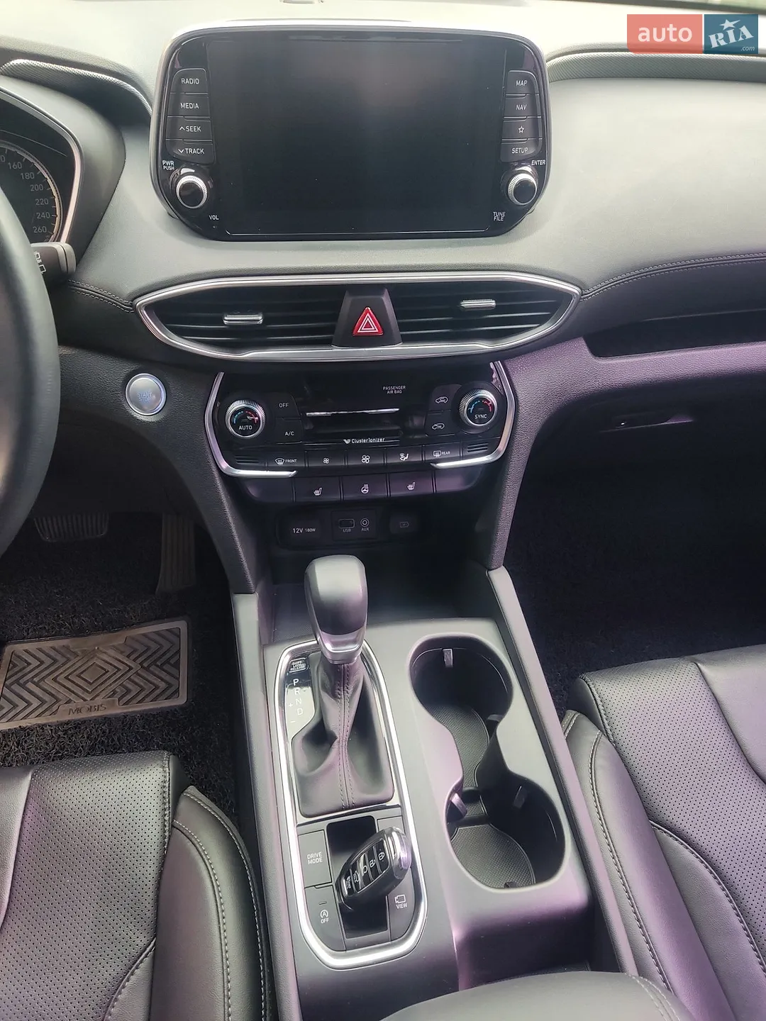 2019 Hyundai Santa Fe - мініатюра 24