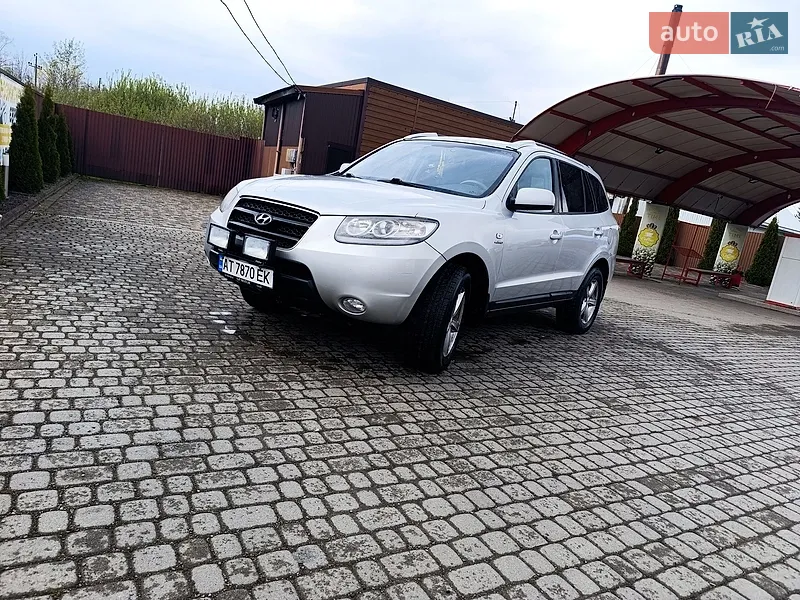 Hyundai Santa FE