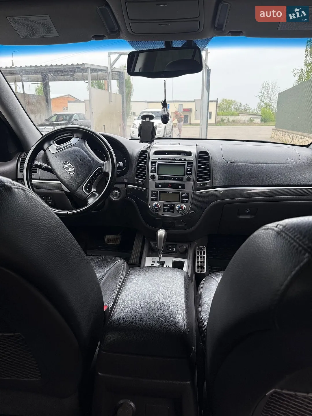 2011 Hyundai Santa Fe - мініатюра 9