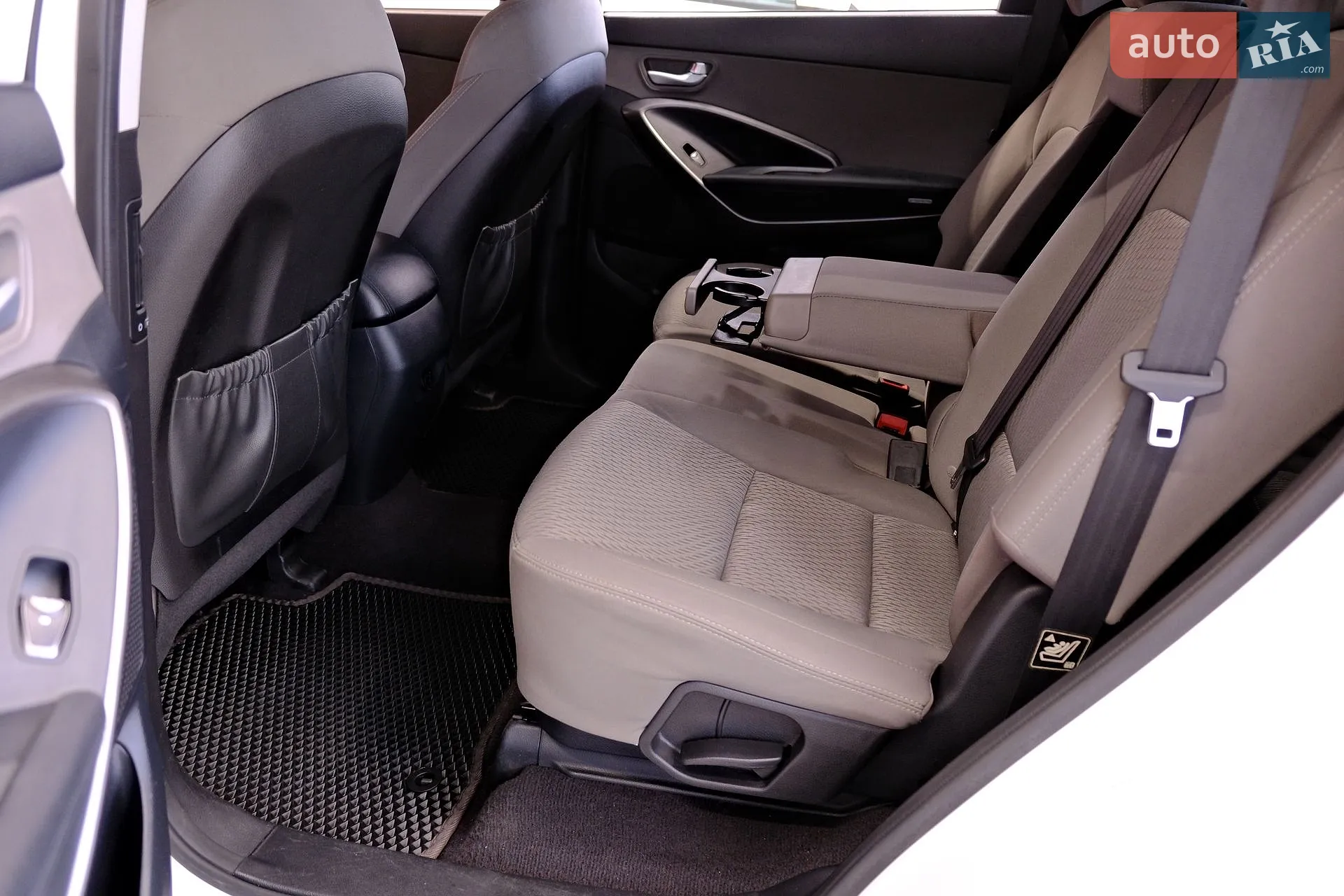 2016 Hyundai Santa Fe - мініатюра 30