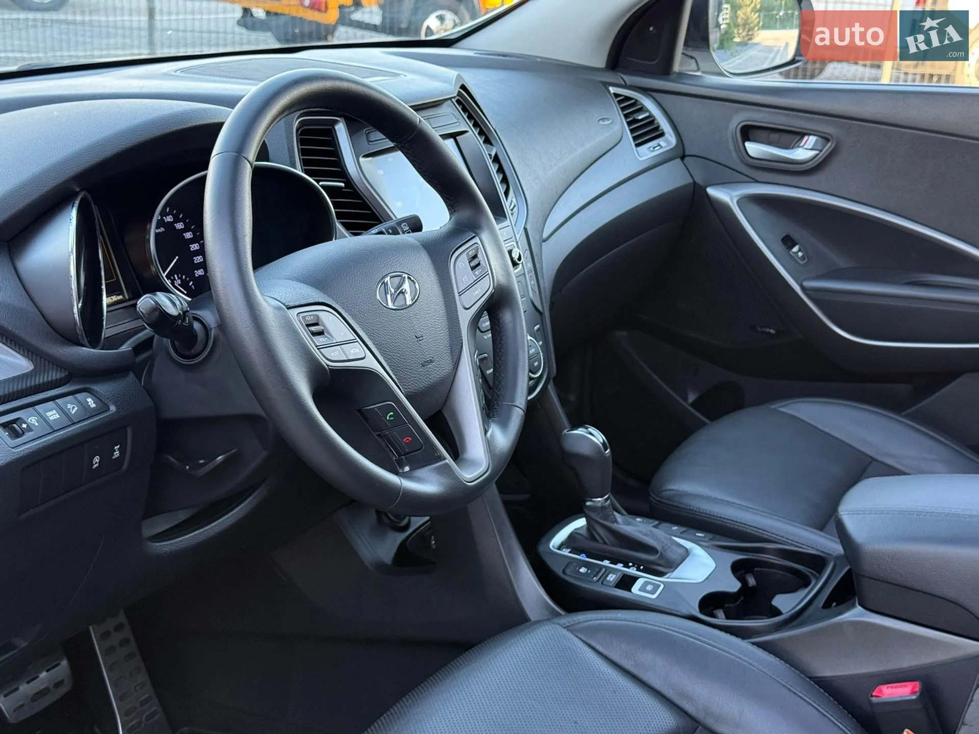 2015 Hyundai Santa Fe - мініатюра 30