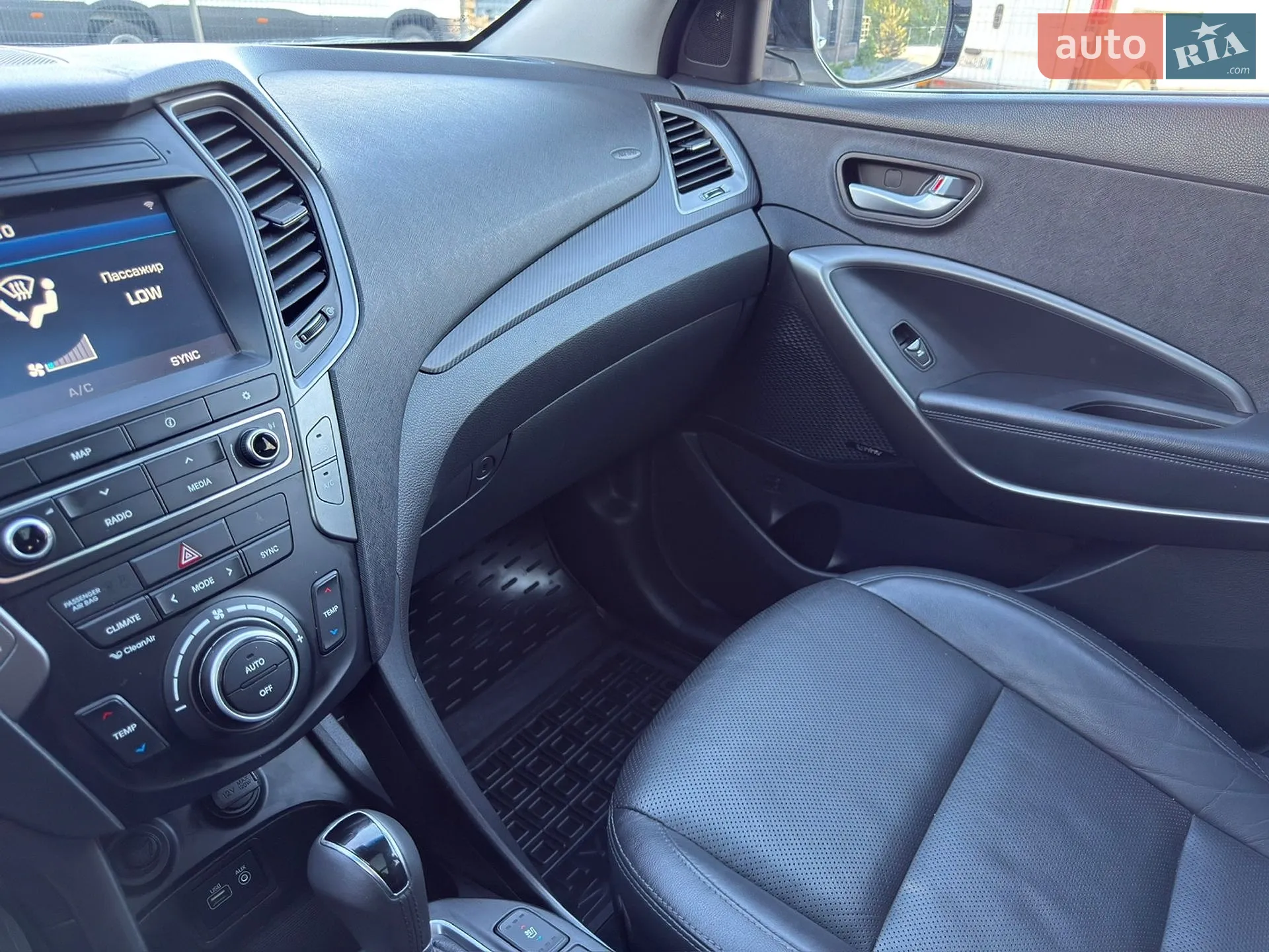 2015 Hyundai Santa Fe - мініатюра 69