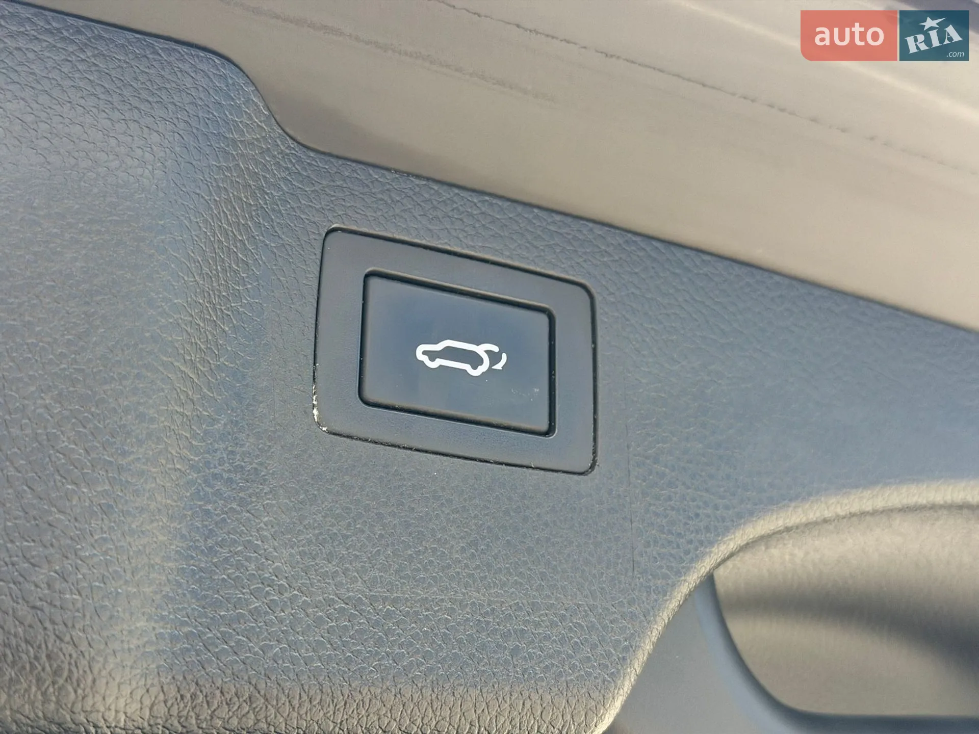 2016 Hyundai Santa Fe - мініатюра 45