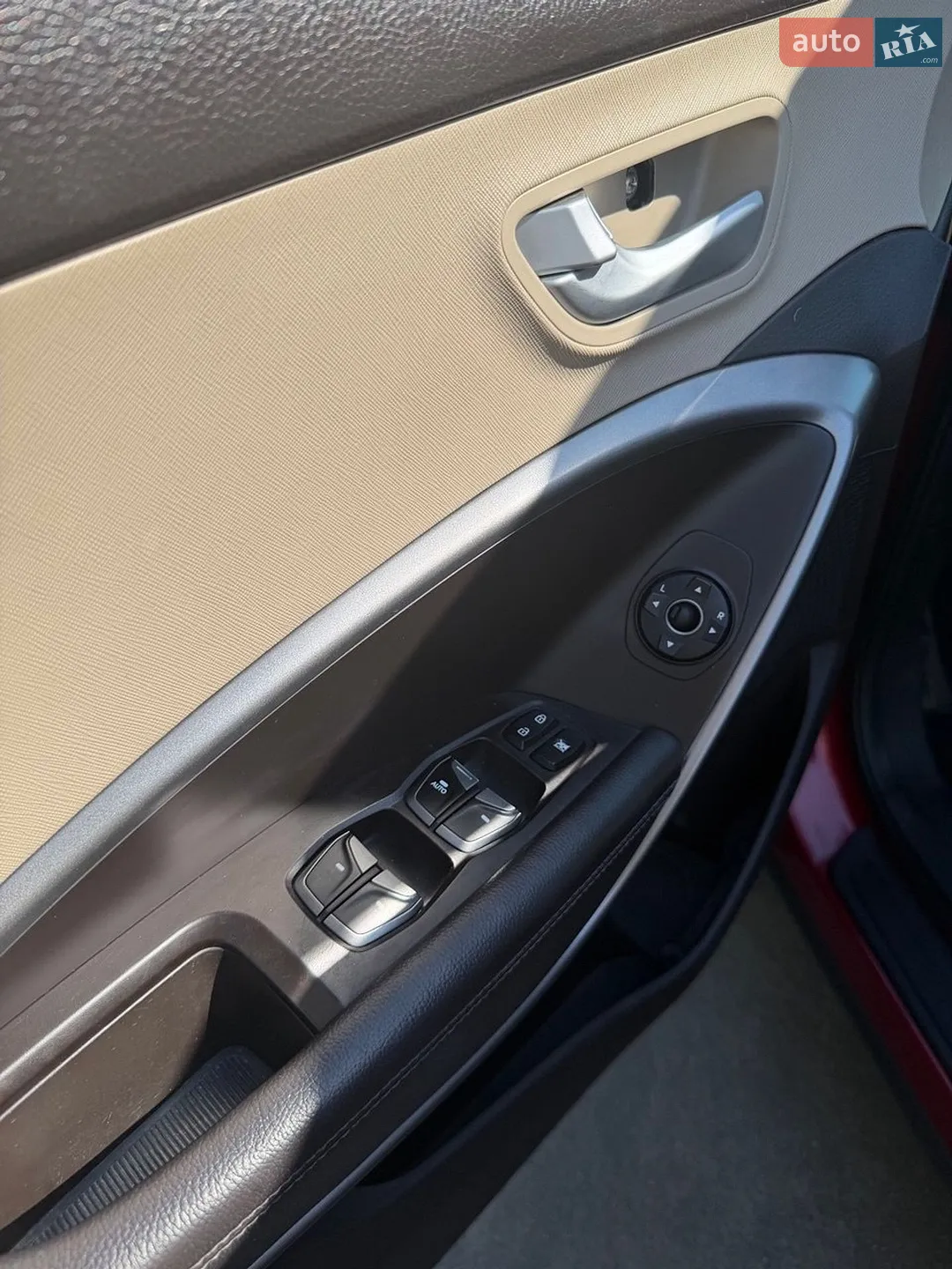 2014 Hyundai Santa Fe - мініатюра 26
