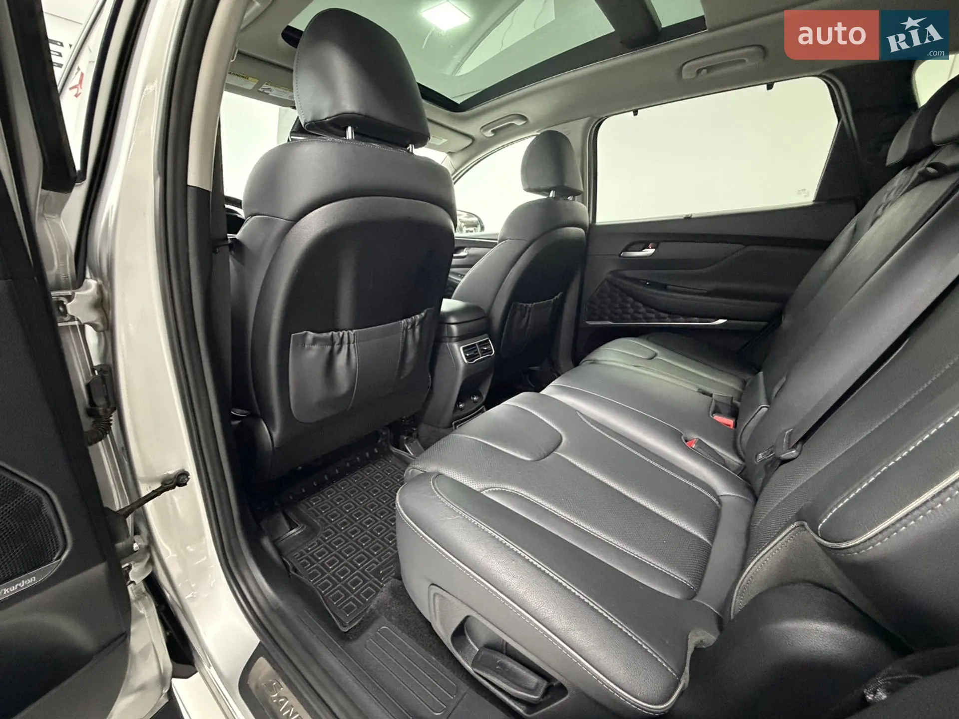 2021 Hyundai Santa Fe - мініатюра 16