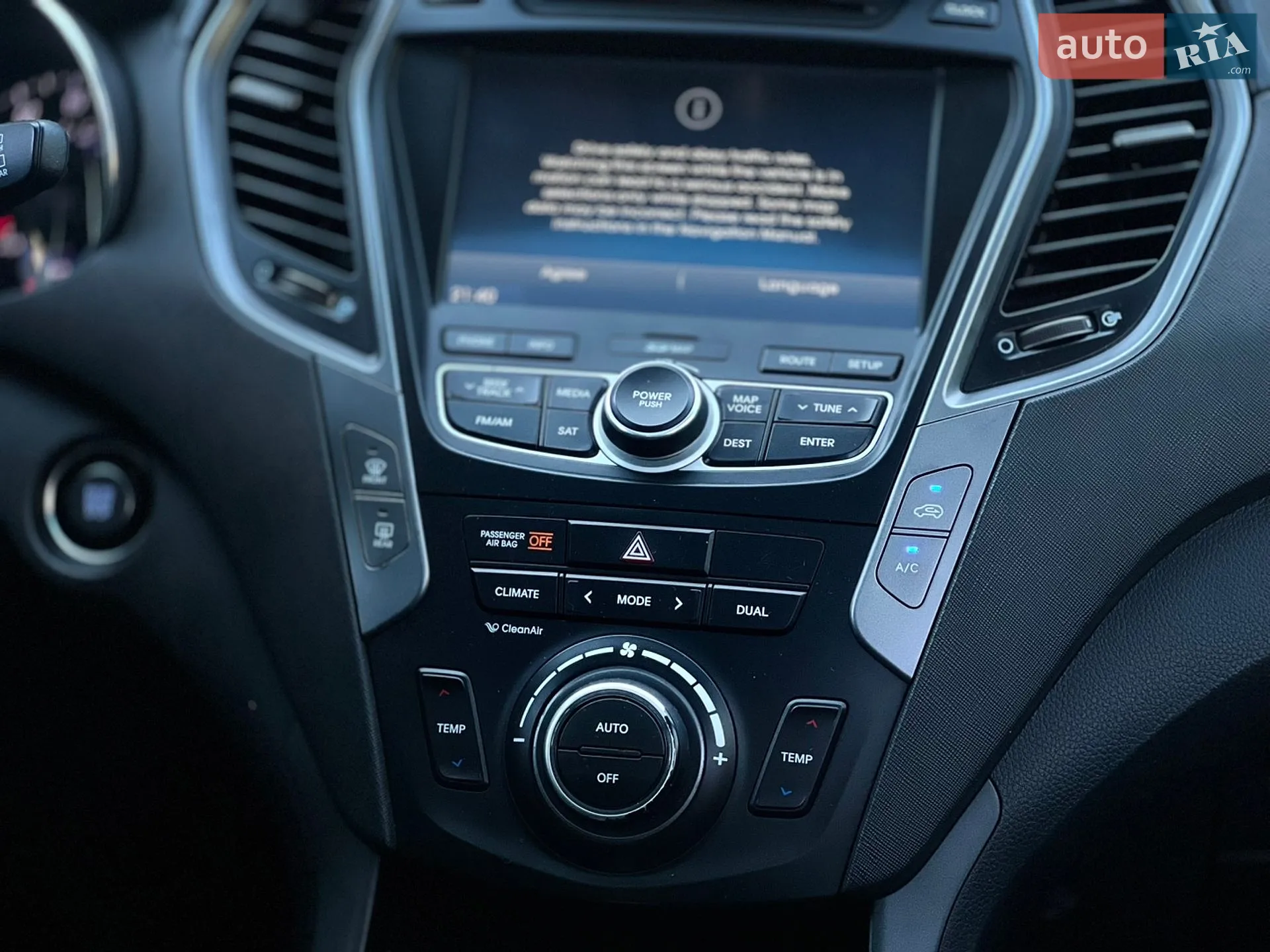 2013 Hyundai Santa Fe - мініатюра 13