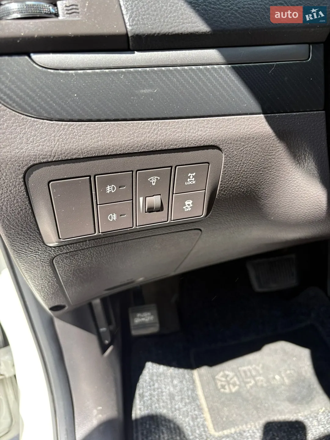 2011 Hyundai Santa Fe - мініатюра 20