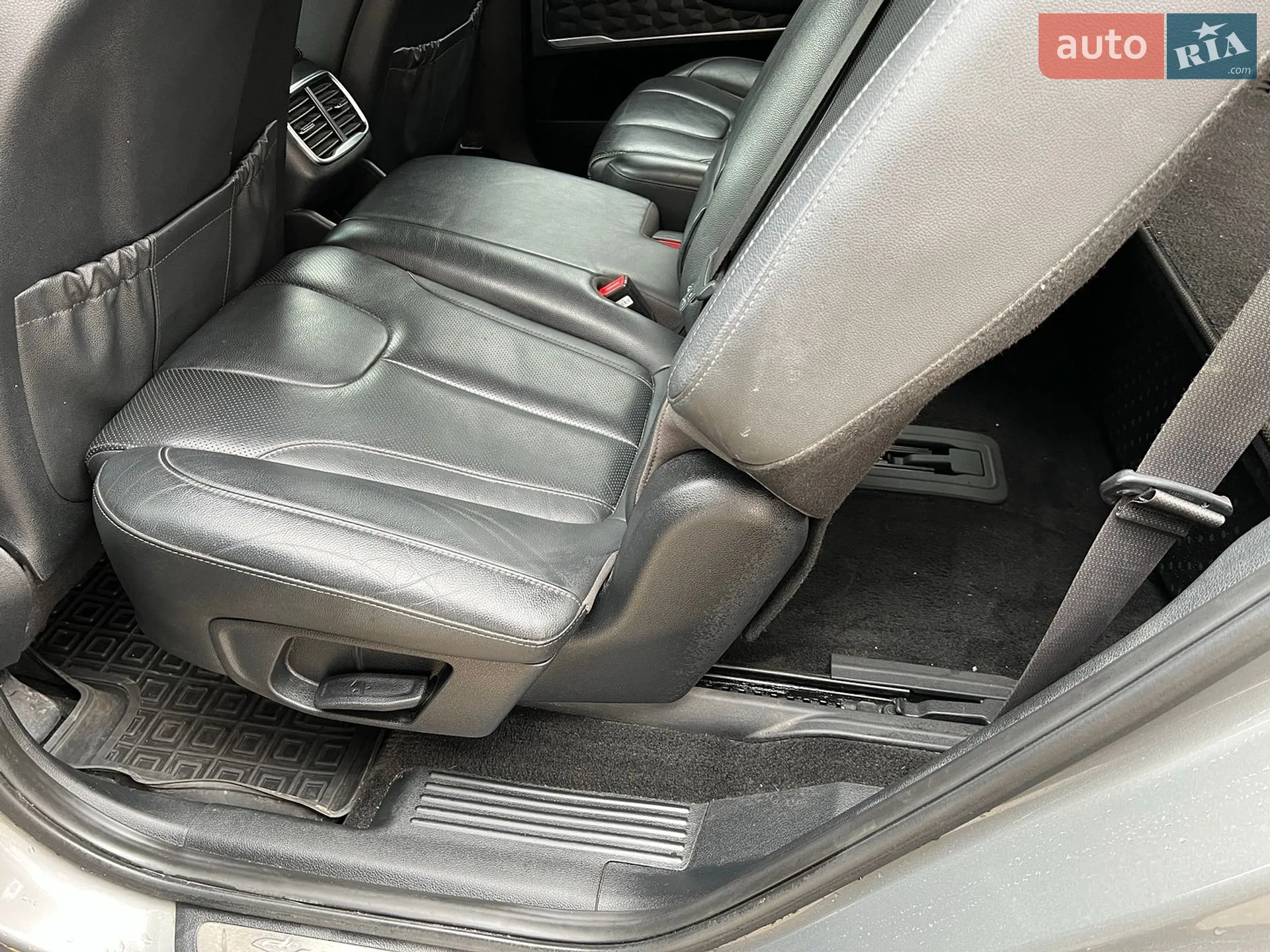 2019 Hyundai Santa Fe - мініатюра 42