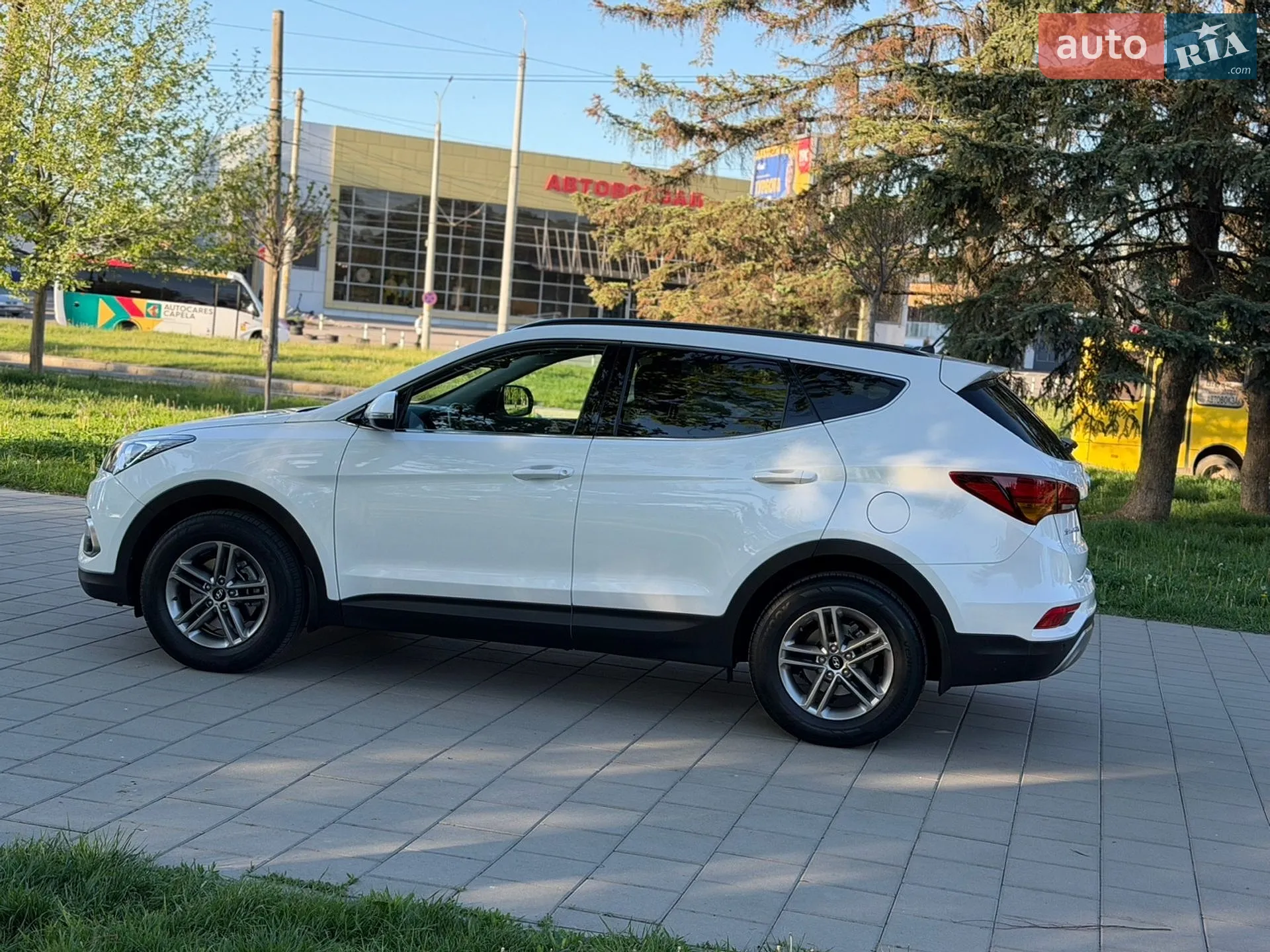 2017 Hyundai Santa Fe - мініатюра 8