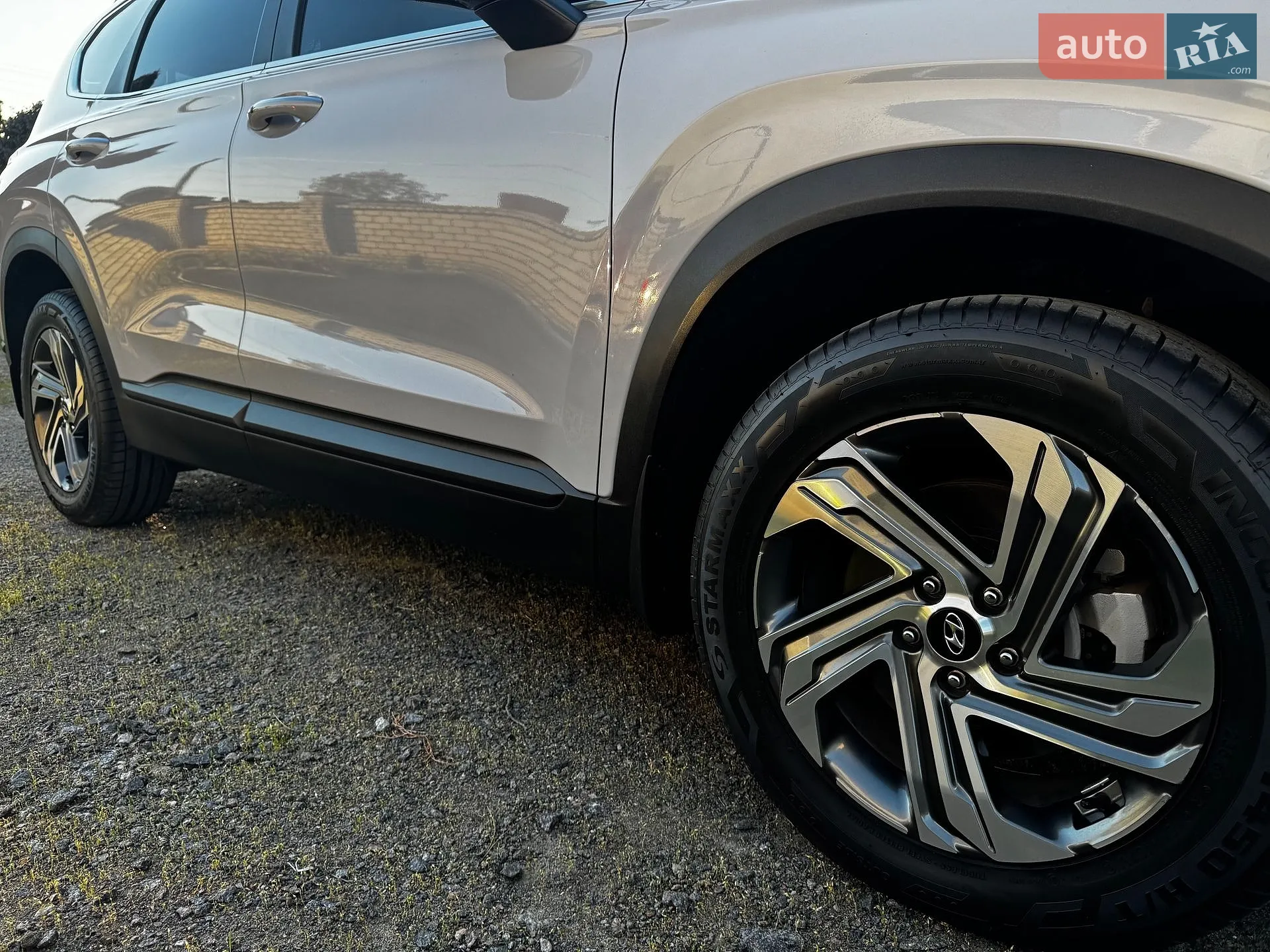 2021 Hyundai Santa Fe - мініатюра 8
