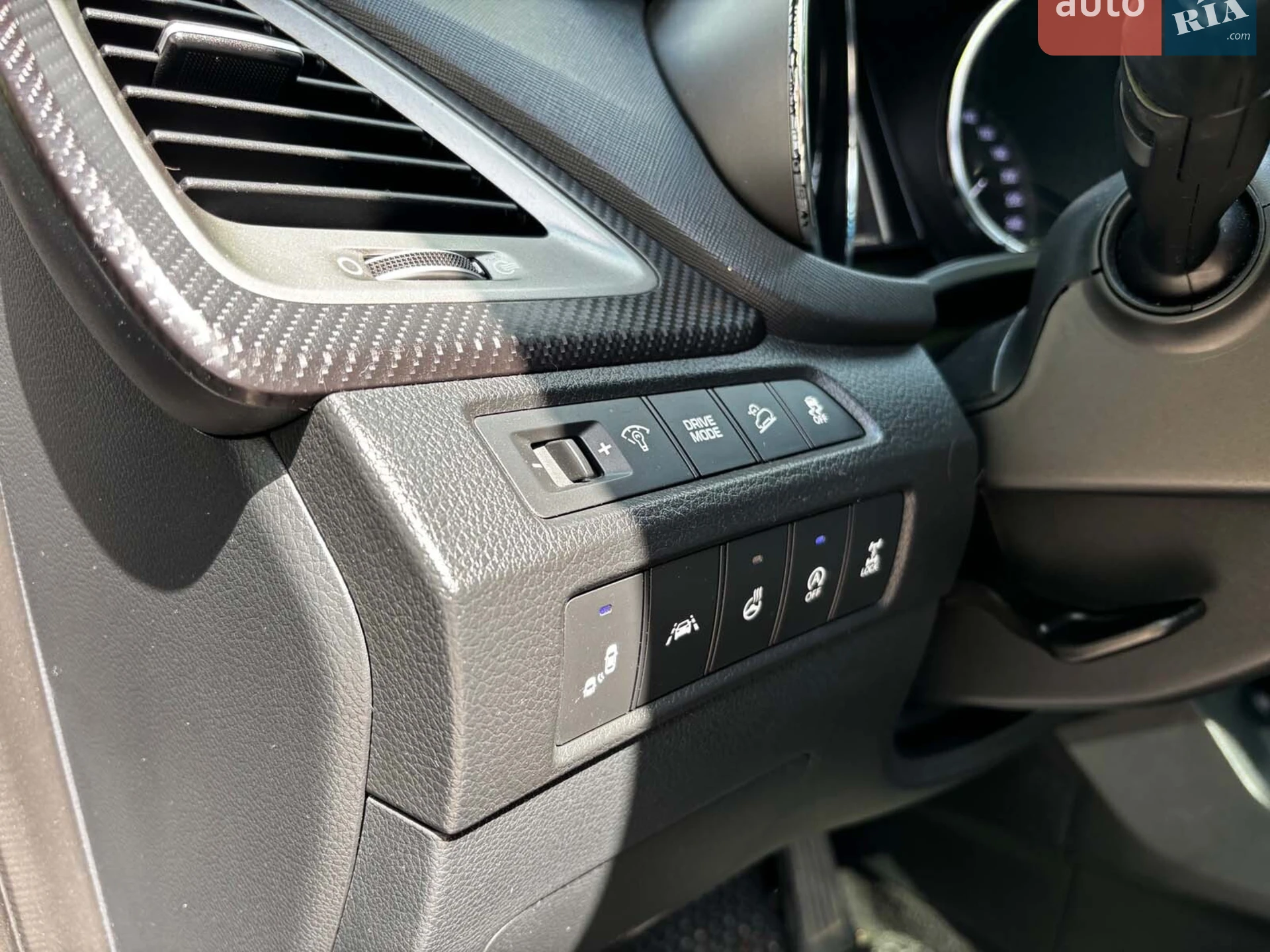 2015 Hyundai Santa Fe - мініатюра 26