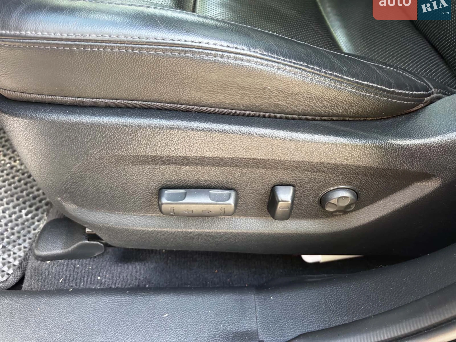 2015 Hyundai Santa Fe - мініатюра 25